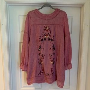 UmGee Tunic Pink Embroidered Floral L